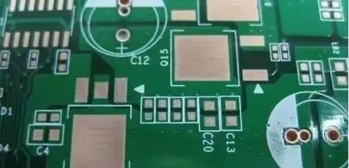 O chapeamento de paládio Electroless químico no PWB imprimiu a placa de circuito